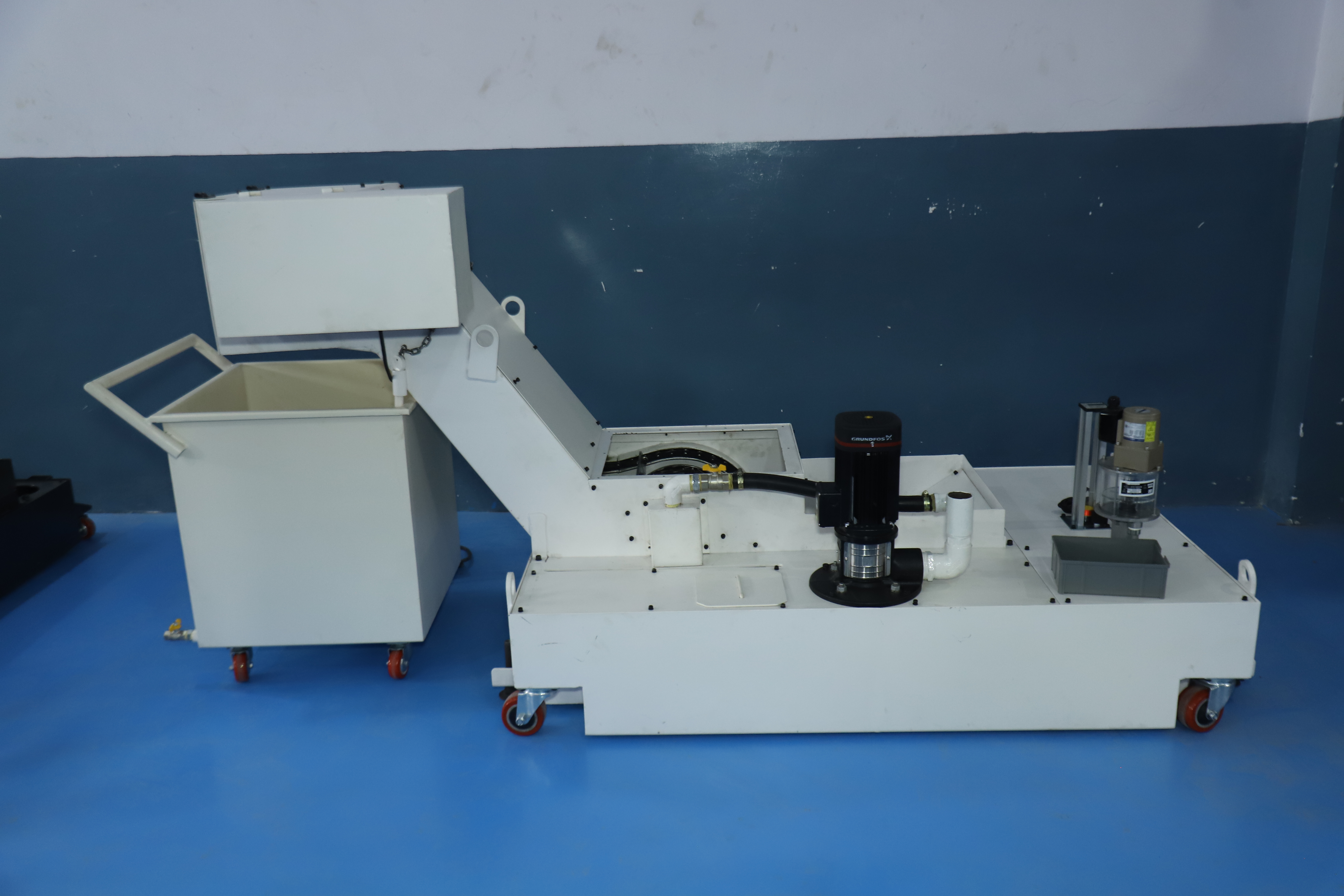 Standard + Chip Conveyor Thumbnail