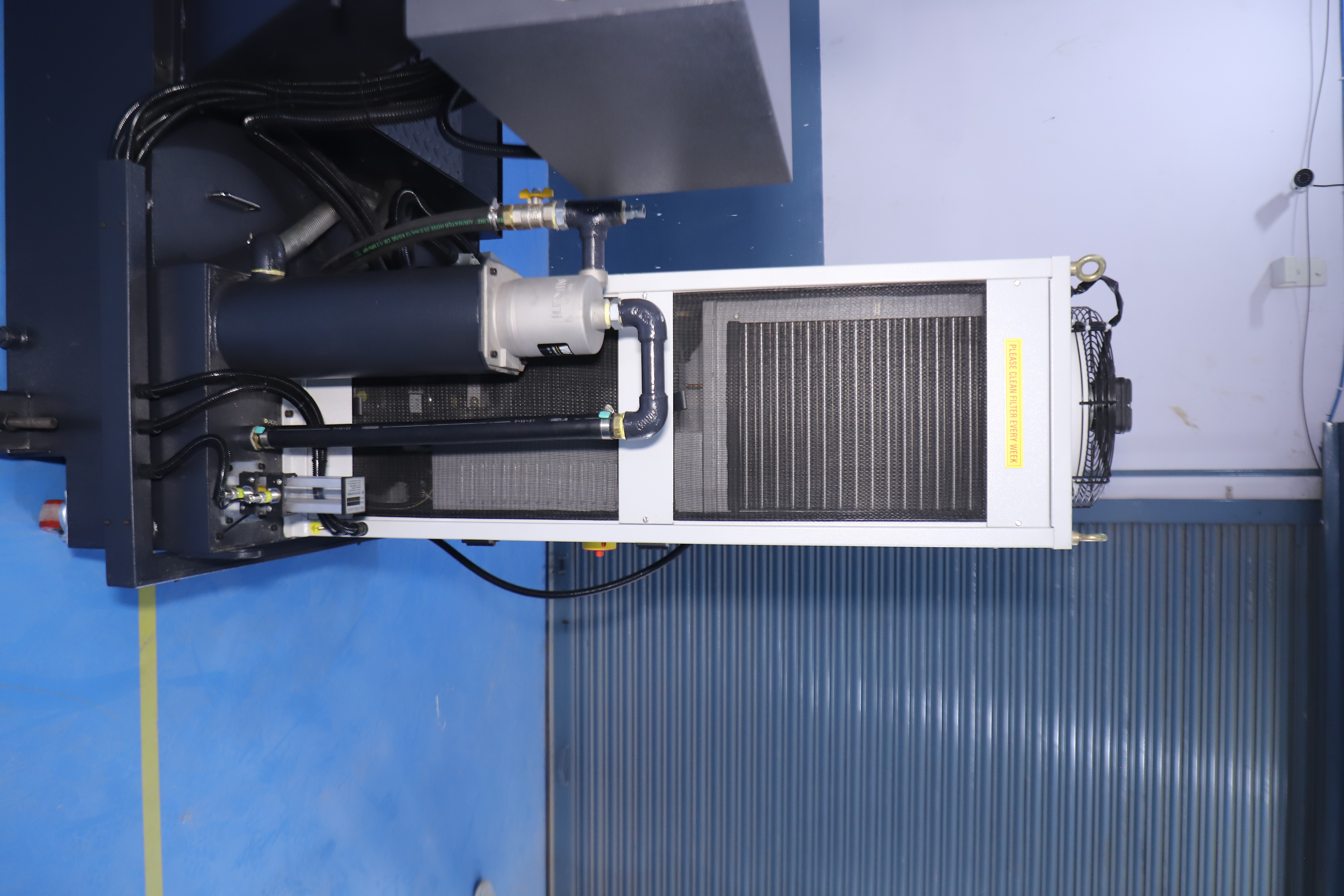 Standard + CTS + Cyclone + Chip Conveyor + Chiller Thumbnail