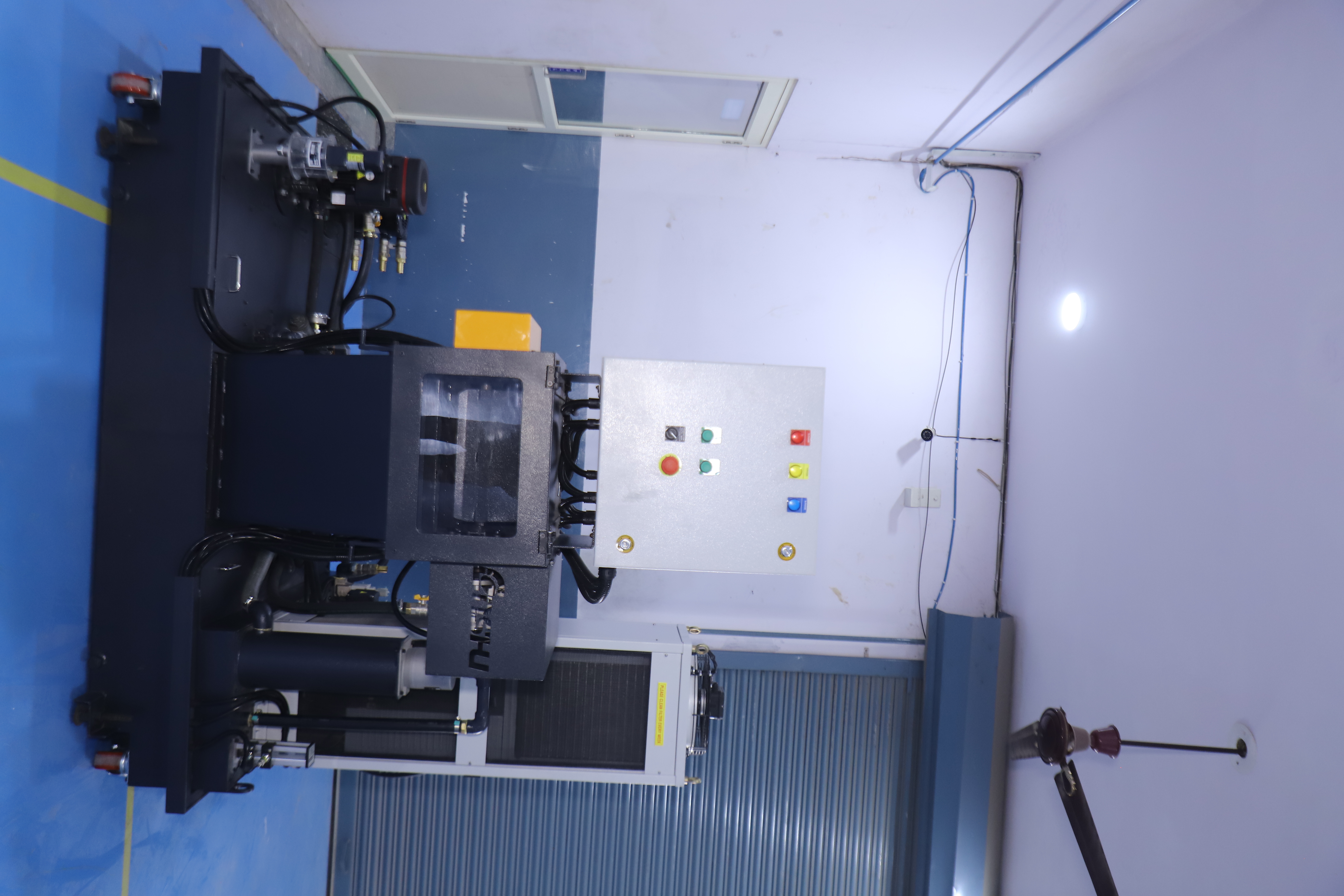 Standard + CTS + Cyclone + Chip Conveyor + Chiller Thumbnail