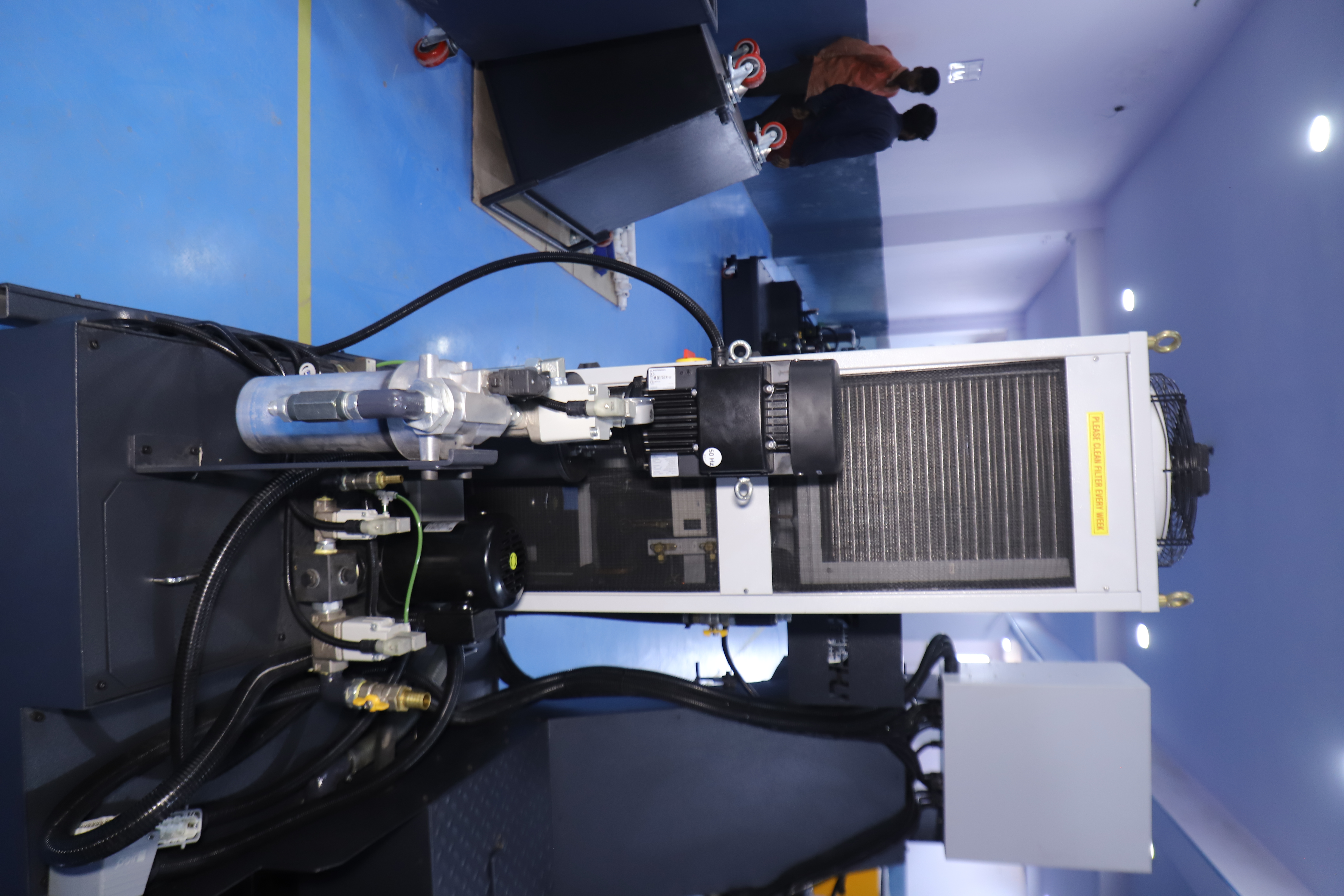 Standard + CTS + Cyclone + Chip Conveyor + Chiller Thumbnail